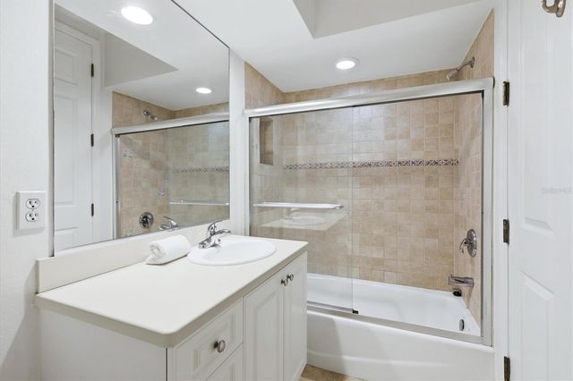 3705 54TH DRIVE W 103, Bradenton, FL 34210