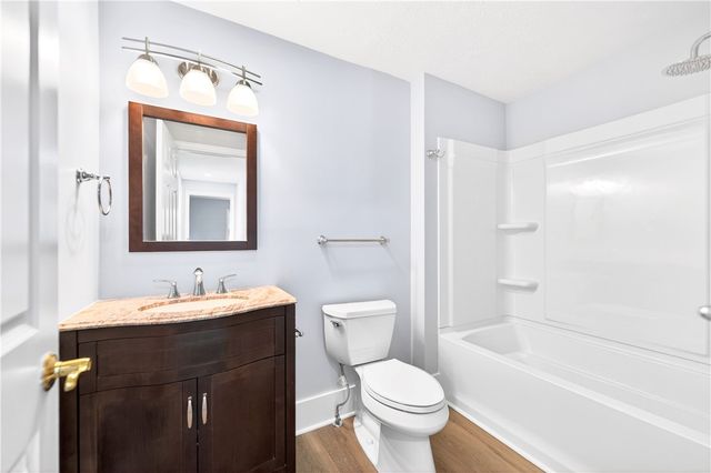 396 4th St, Beaver, PA 15009