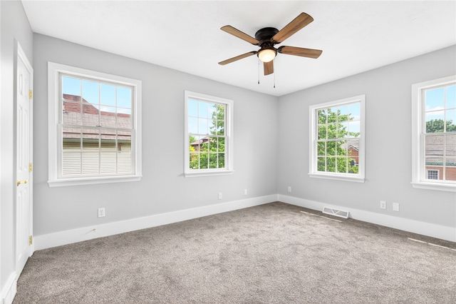 396 4th St, Beaver, PA 15009