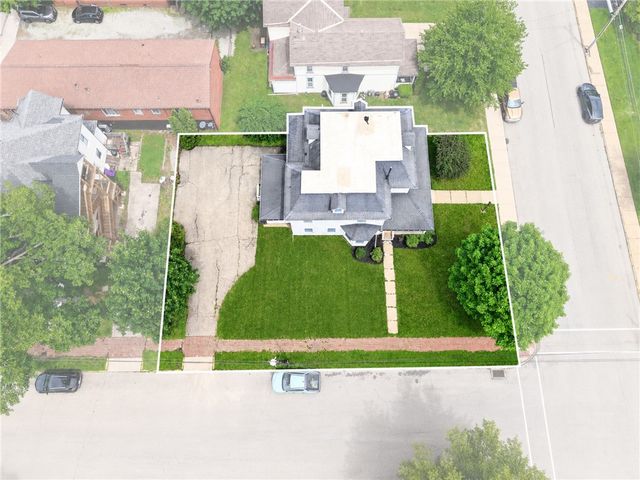 396 4th St, Beaver, PA 15009