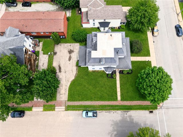 396 4th St, Beaver, PA 15009