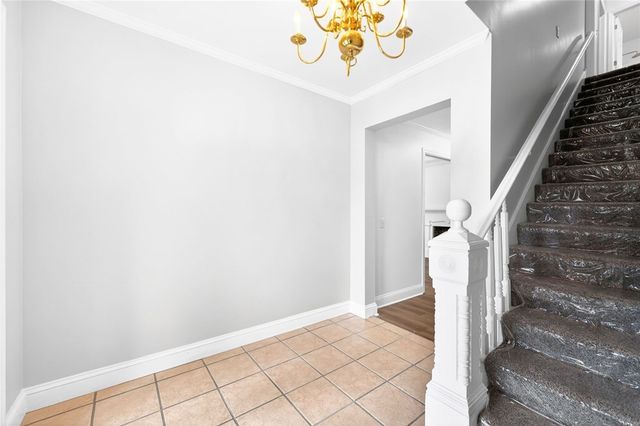 396 4th St, Beaver, PA 15009