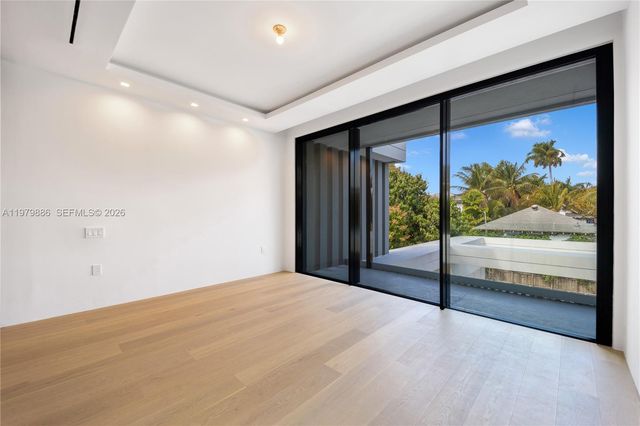 2094 Prairie Ave, Miami Beach, FL 33139