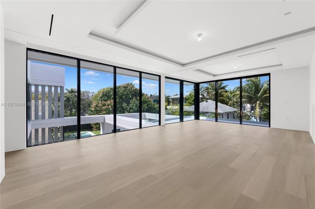 2094 Prairie Ave, Miami Beach, FL 33139