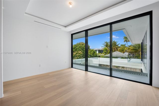 2094 Prairie Ave, Miami Beach, FL 33139