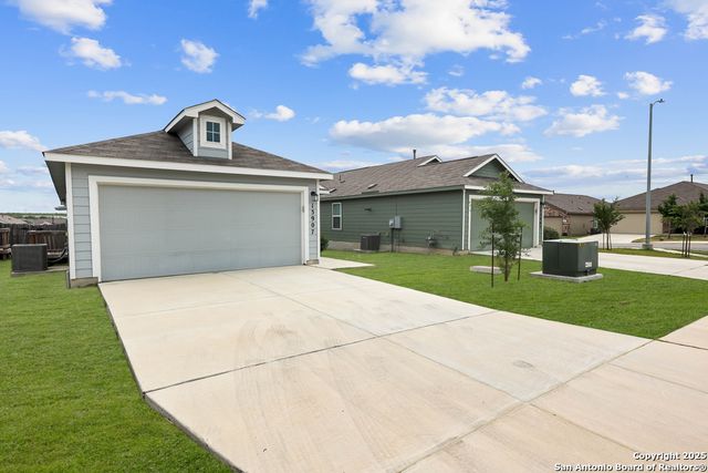 13907 Silos Meadows, San Antonio, TX 78252