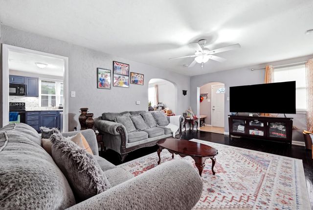 1641 Glenway Lane, Huntington, WV 25701