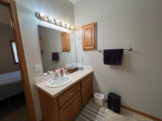 102 GREENVIEW Circle, Council Bluffs, IA 51503