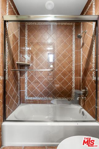 360 S Crescent Drive, Beverly Hills, CA 90212