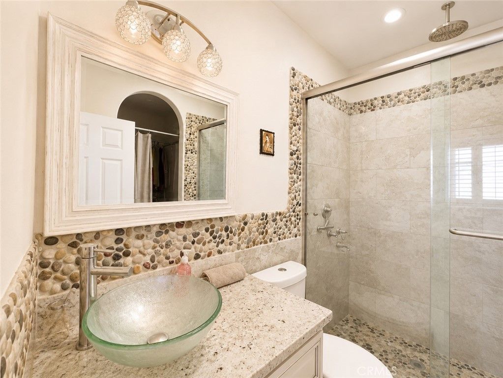 Image 25 of property listing at 9886 S Mckinley Avenue, French Camp, CA 95231