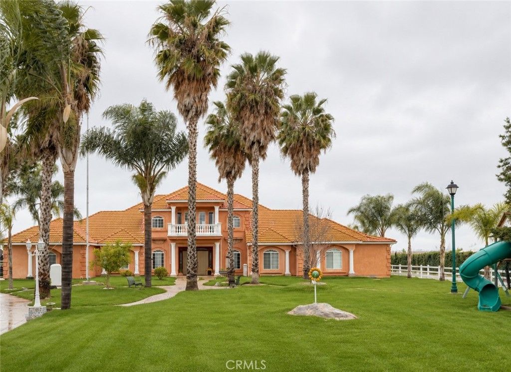 Image 32 of property listing at 9886 S Mckinley Avenue, French Camp, CA 95231