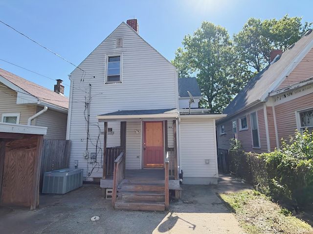 1210 N 2nd Avenue, Evansville, IN 47710