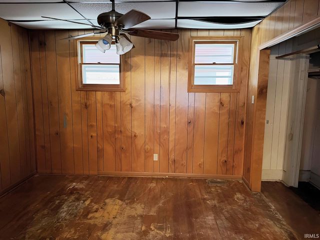 1210 N 2nd Avenue, Evansville, IN 47710