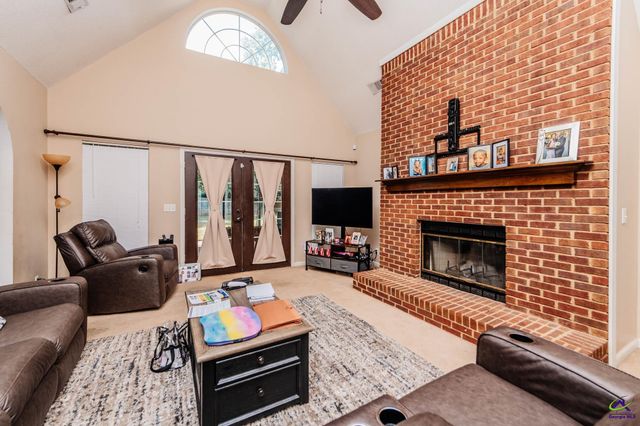 224 Red Bird Circle, Bonaire, GA 31005