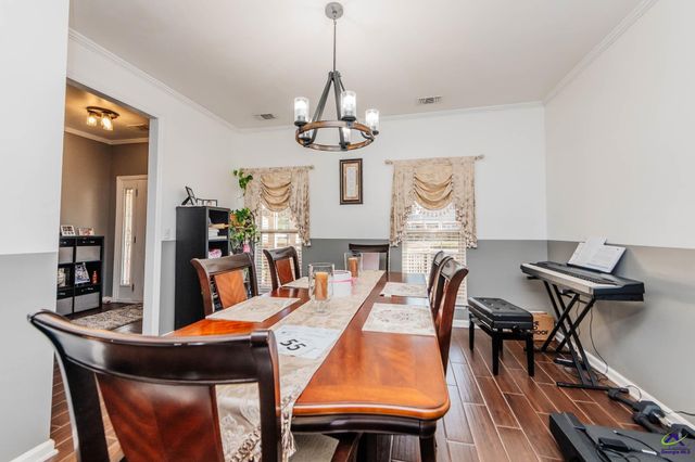 224 Red Bird Circle, Bonaire, GA 31005