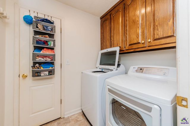224 Red Bird Circle, Bonaire, GA 31005