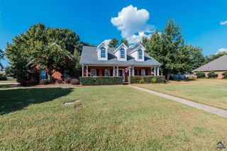 224 Red Bird Circle, Bonaire, GA 31005