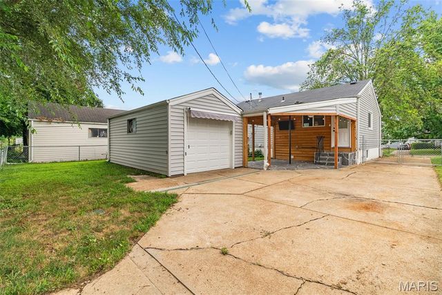 4355 Maroon Court, Unincorporated, MO 63123