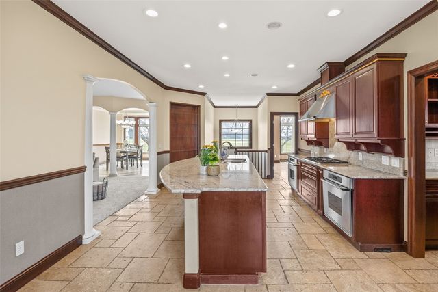 4452 Plumberry Road, Ely, IA 52227