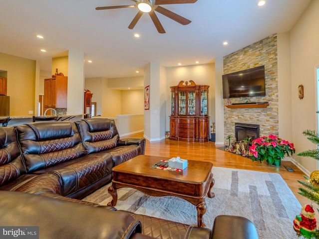 559 FRANKLINVILLE RD, Mullica Hill, NJ 08062