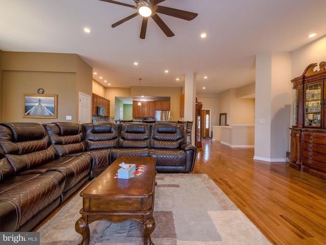 559 FRANKLINVILLE RD, Mullica Hill, NJ 08062