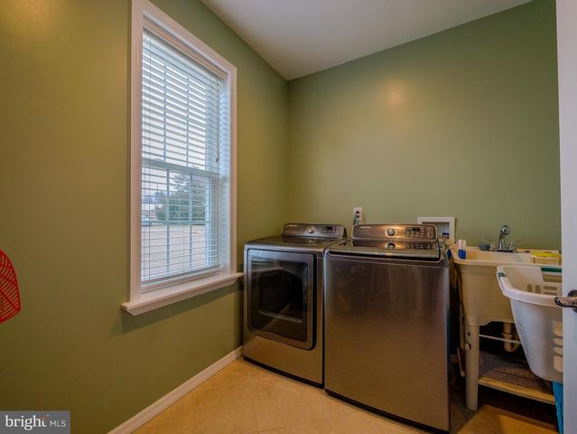 559 FRANKLINVILLE RD, Mullica Hill, NJ 08062