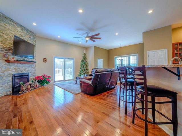 559 FRANKLINVILLE RD, Mullica Hill, NJ 08062