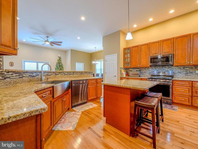 559 FRANKLINVILLE RD, Mullica Hill, NJ 08062