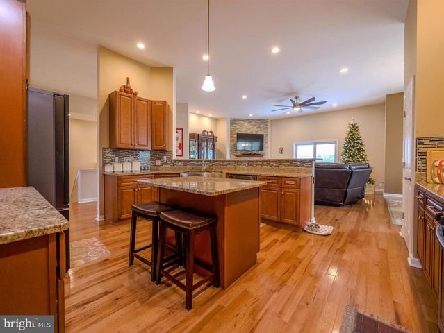 559 FRANKLINVILLE RD, Mullica Hill, NJ 08062