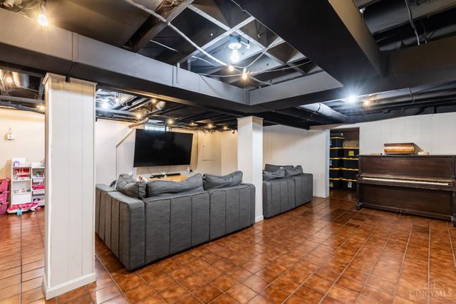 2814 Bodley Avenue, Cincinnati, OH 45205