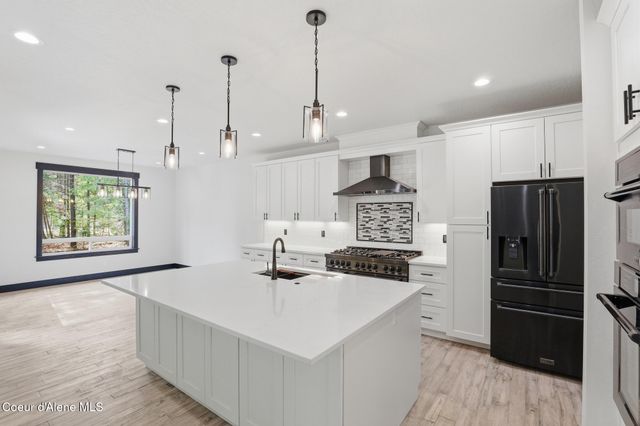 10245 E Bunco RD, Athol, ID 83801