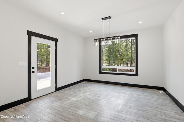 10245 E Bunco RD, Athol, ID 83801