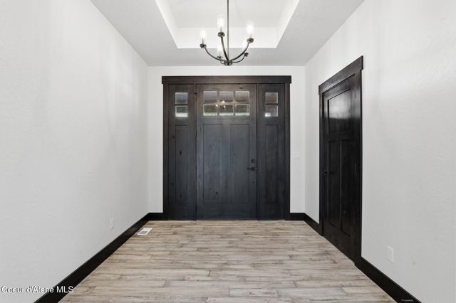 10245 E Bunco RD, Athol, ID 83801