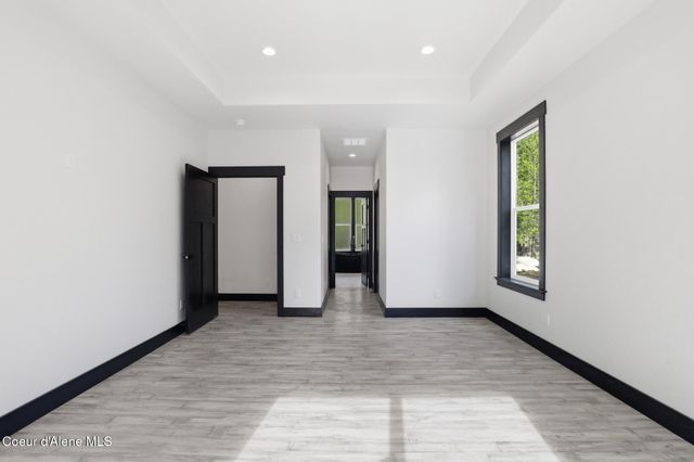 10245 E Bunco RD, Athol, ID 83801