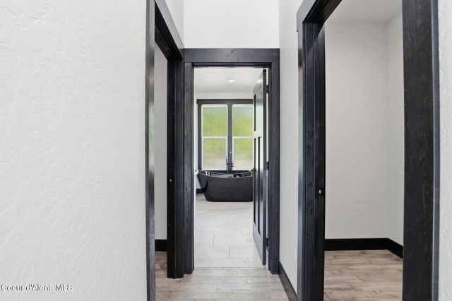 10245 E Bunco RD, Athol, ID 83801