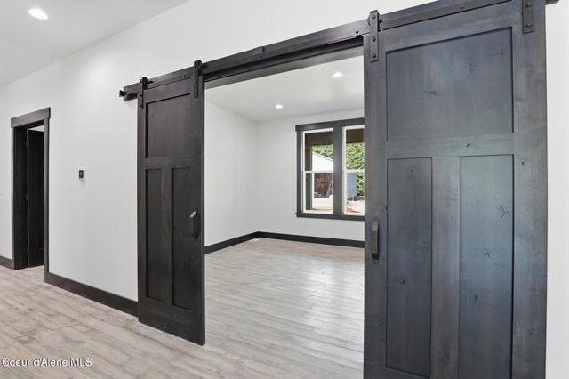 10245 E Bunco RD, Athol, ID 83801