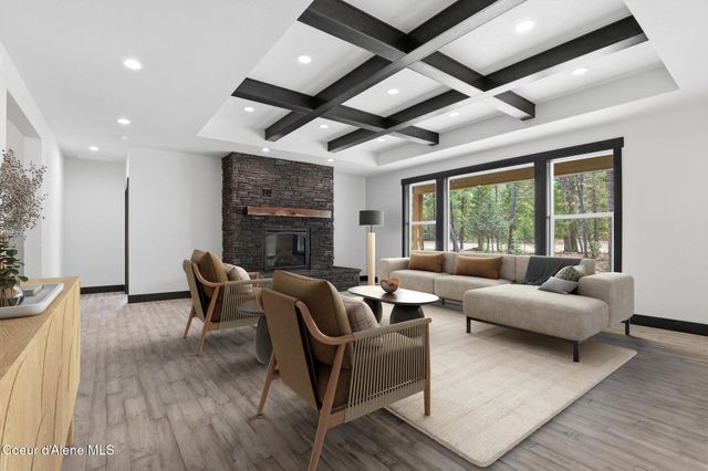 10245 E Bunco RD, Athol, ID 83801