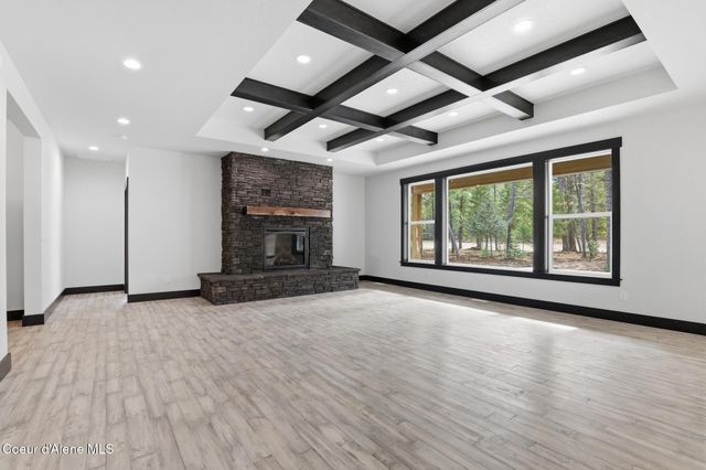 10245 E Bunco RD, Athol, ID 83801