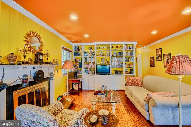 2316 TUCKER LN, Baltimore, MD 21207