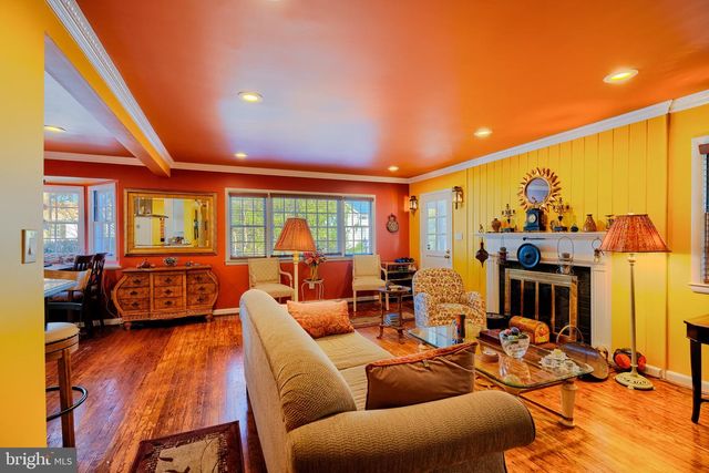 2316 TUCKER LN, Baltimore, MD 21207