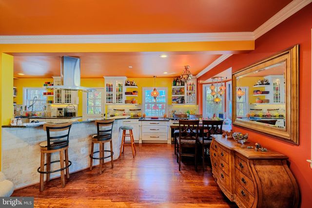 2316 TUCKER LN, Baltimore, MD 21207