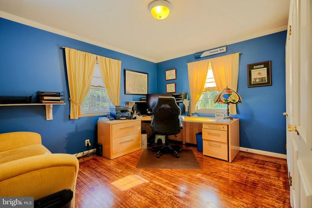 2316 TUCKER LN, Baltimore, MD 21207