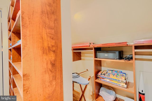 2316 TUCKER LN, Baltimore, MD 21207