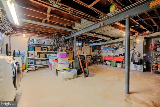 2316 TUCKER LN, Baltimore, MD 21207