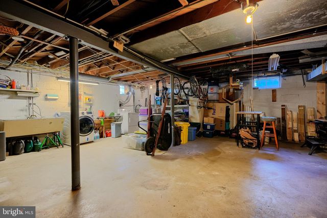 2316 TUCKER LN, Baltimore, MD 21207