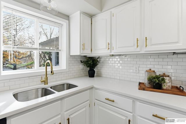 13437 Redwood Street, Omaha, NE 68138