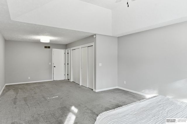 13437 Redwood Street, Omaha, NE 68138