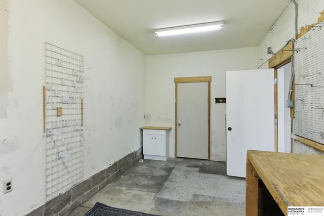 13437 Redwood Street, Omaha, NE 68138