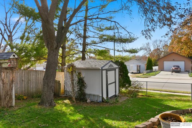 13437 Redwood Street, Omaha, NE 68138