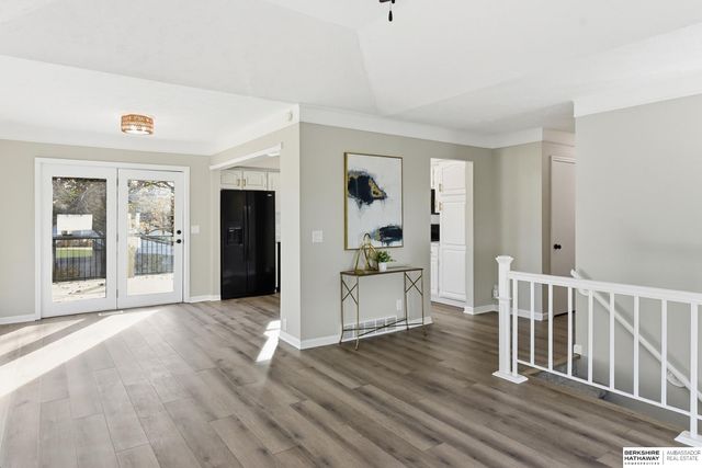 13437 Redwood Street, Omaha, NE 68138